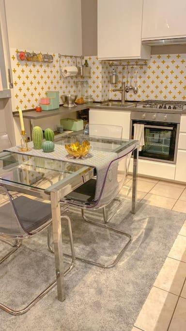 A Casa Di Gin Milano Villa Ngoại thất bức ảnh